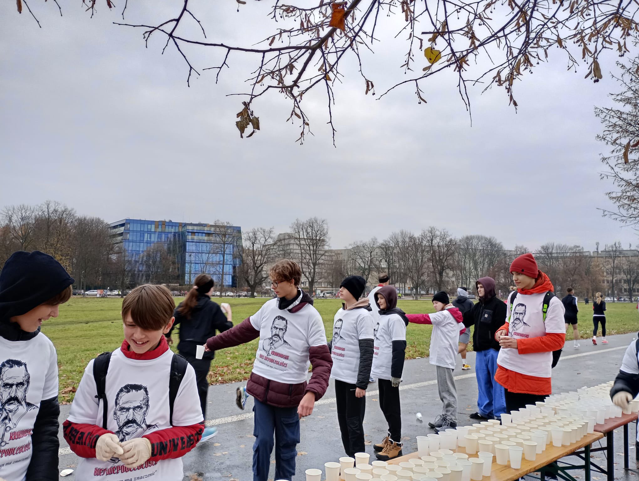 Wolontariat przy Krakowskim Biegu Niepodległości 